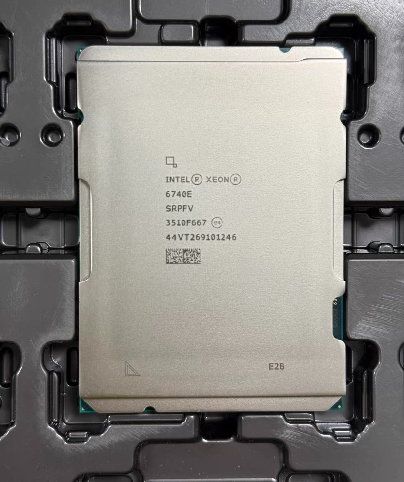 Intel Xeon 6740E CPU